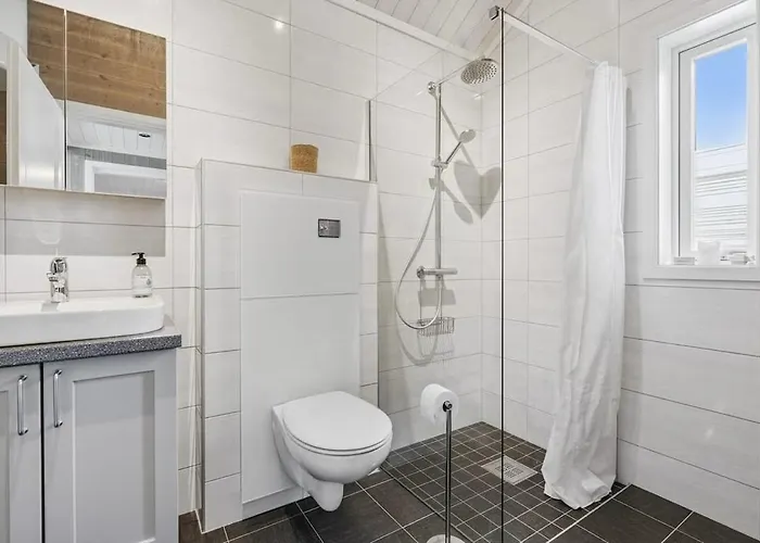 Semesterbostad Modern Family With In Out, Location In
